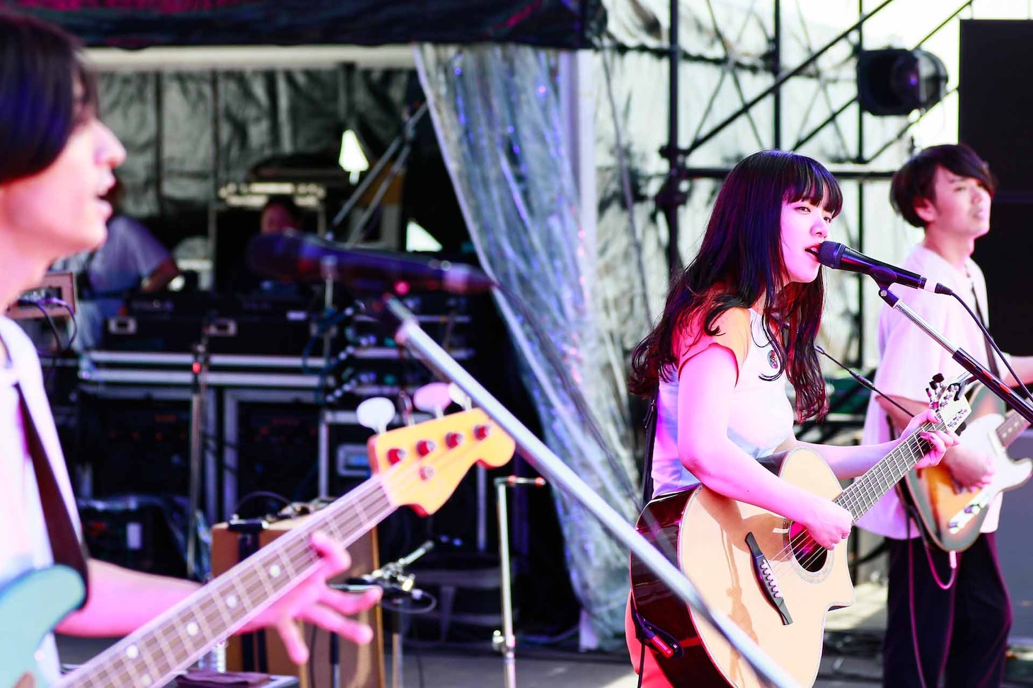 「SUMMER SONIC 2018」あいみょんのステージの様子。