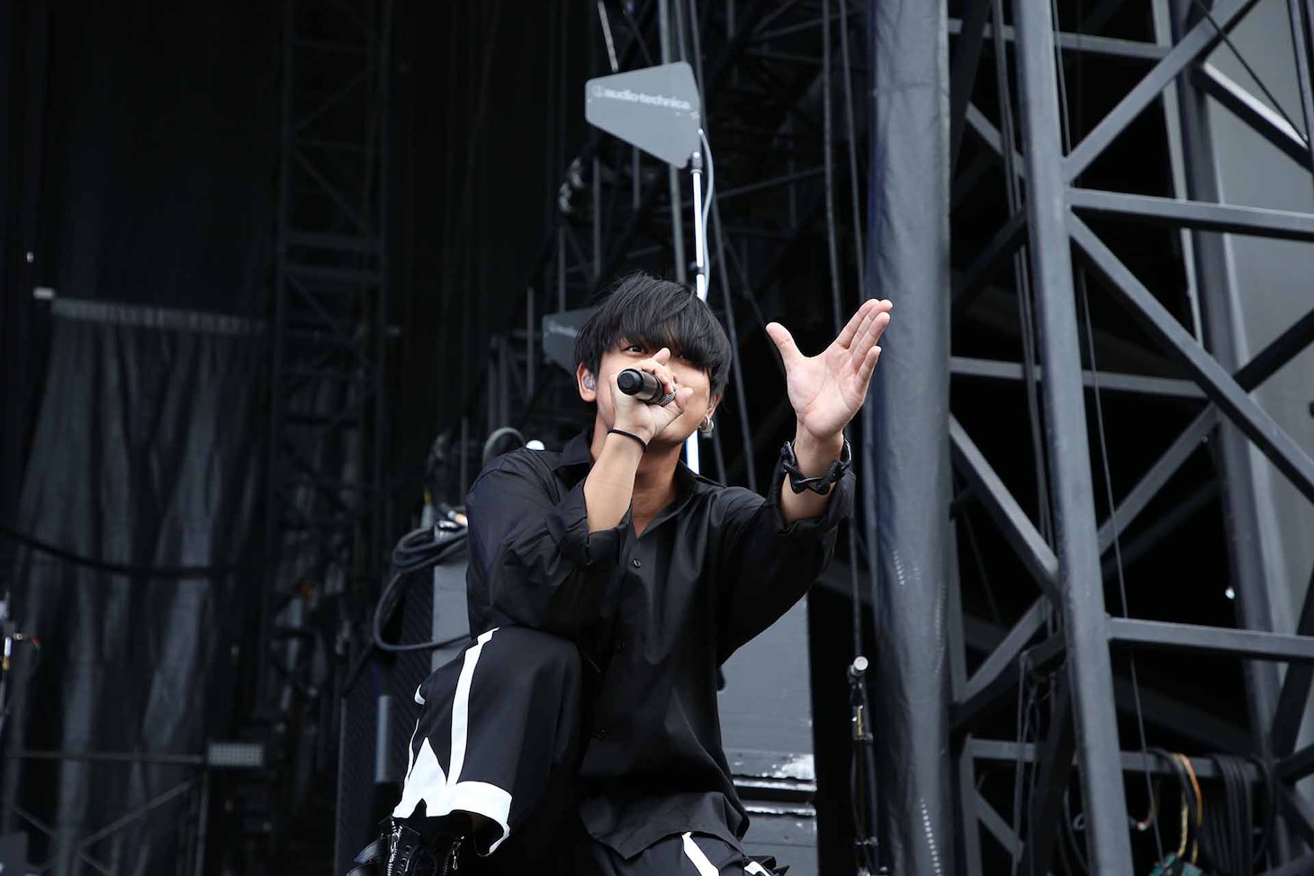 山中拓也（Vo, G / THE ORAL CIGARETTES）