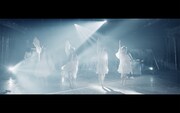 ゆくえしれずつれづれ「Phantom Kiss（feat. Fronz from Attila）」MVのワンシーン。