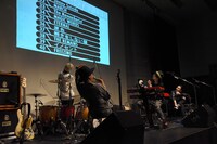 ストレイテナー