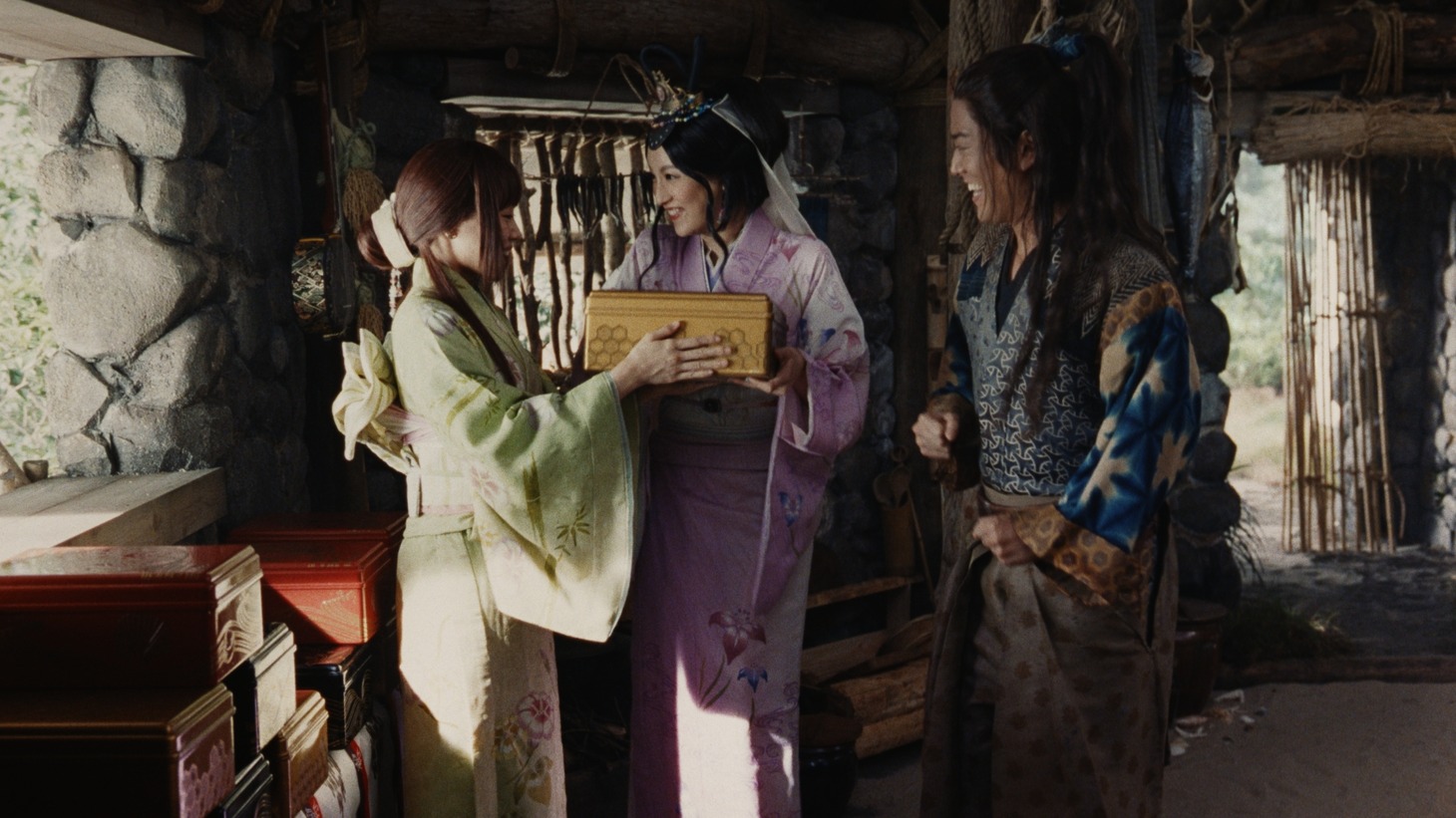 「お家をつくろう」MVのワンシーン。