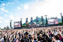 「GLAY × HOKKAIDO 150 GLORIOUS MILLION DOLLAR NIGHT vol.3」8月26日公演の様子。