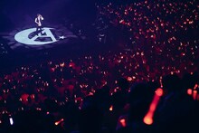 天月-あまつき-「Loveletter from Moon」の様子。（撮影：川崎龍弥［isai］）