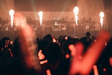 天月-あまつき-「Loveletter from Moon」の様子。（撮影：川崎龍弥［isai］）