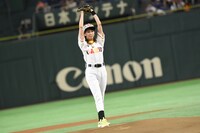投球する玉井詩織。