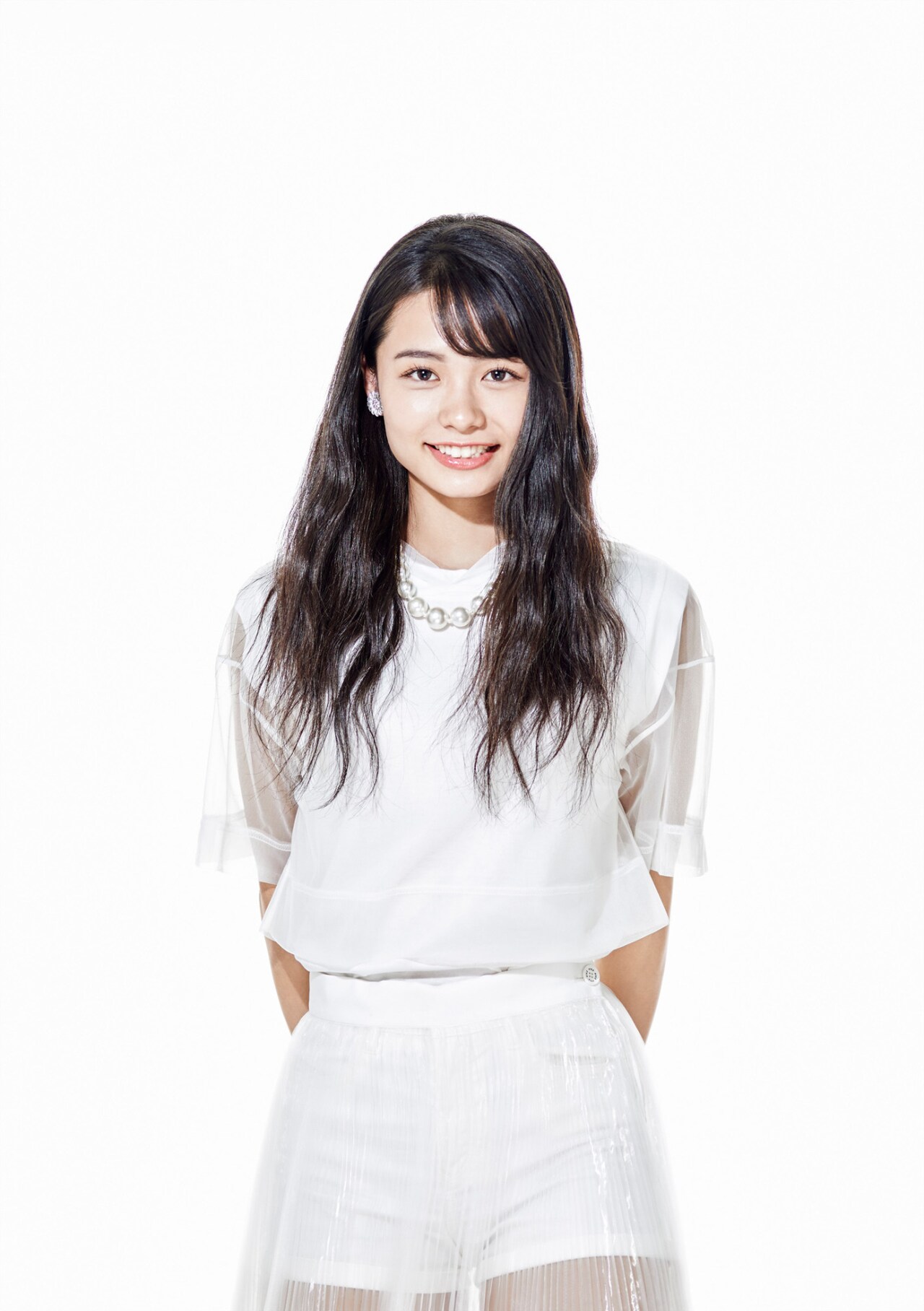 足立佳奈、1stアルバム携え東京＆愛知でワンマン「Yeah!Yeah!」