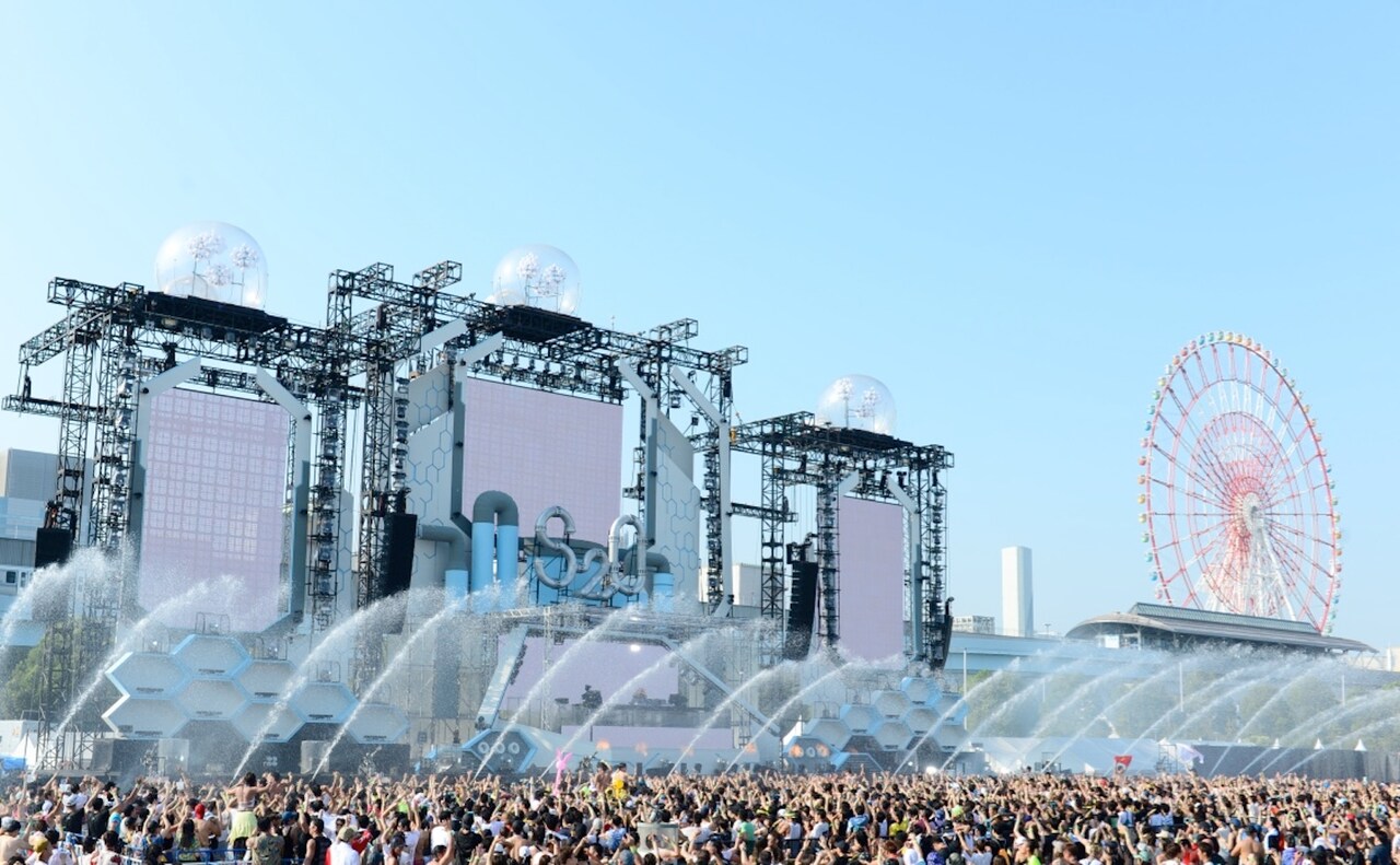 「S2O JAPAN SONGKRAN MUSIC FESTIVAL」の様子。