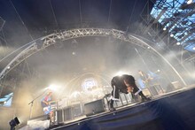 THE ORAL CIGARETTES（撮影：高田梓）