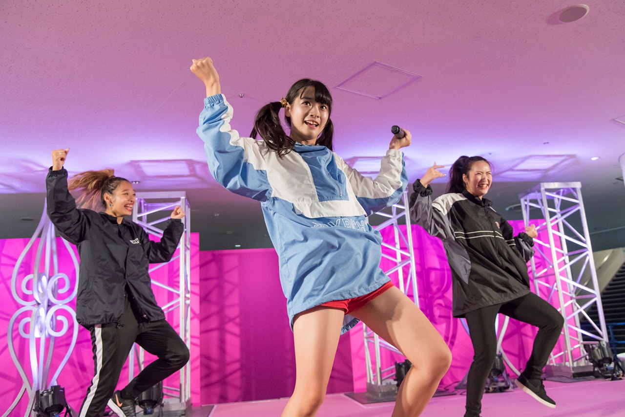 星名はる - PASSPO☆、エビ中、でんぱ組.incら横アリーナ沸かせた