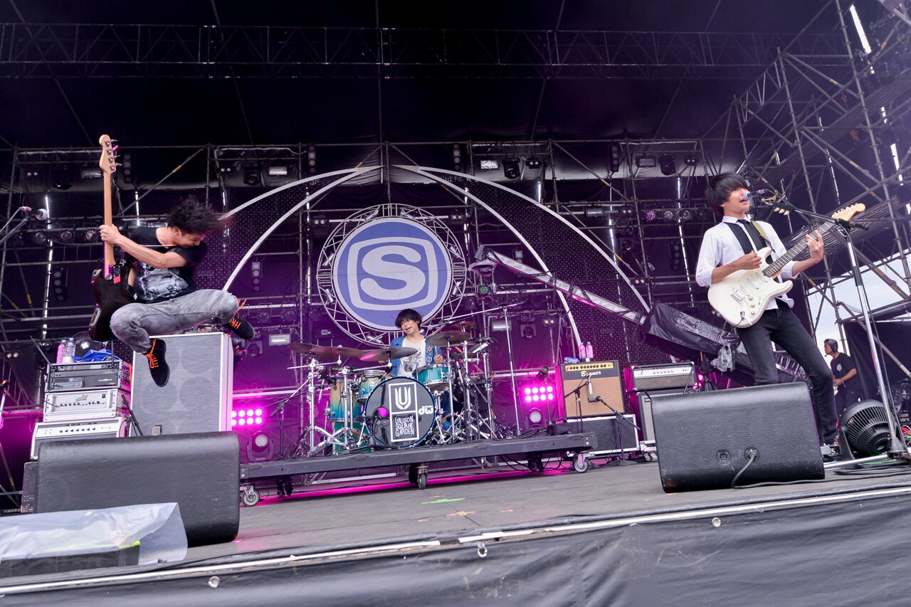 UNISON SQUARE GARDEN（撮影：古溪一道）