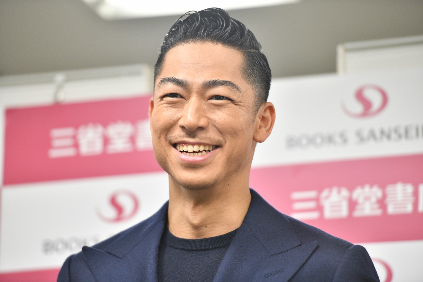 EXILE AKIRA