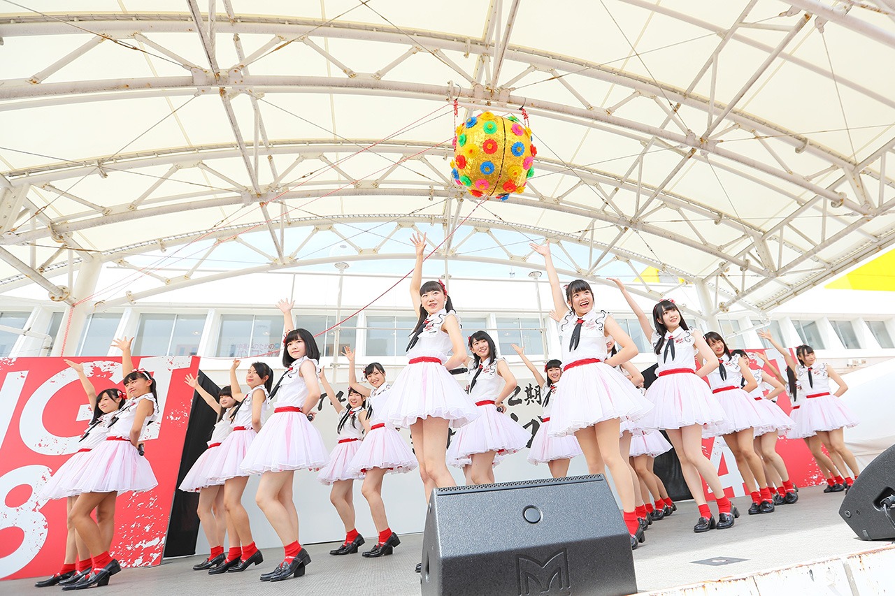 「NGT48 研究生お披露目ライブ ～お待たせしました！私たちも新潟の女です！～」の様子。(c)AKS