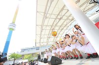 「NGT48 研究生お披露目ライブ ～お待たせしました！私たちも新潟の女です！～」の様子。(c)AKS