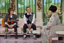 左から坂崎幸之助、岡林信康、黒柳徹子。(c)テレビ朝日