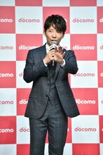 CMのすごさについて熱弁する星野源。