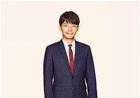 星野源扮する星あゆむ。