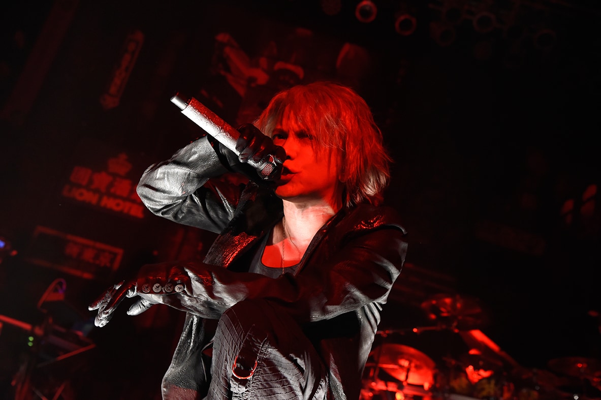 HYDEツアー追加公演スタート、Starsetとの競演に喜び「日本に呼べて本当にうれしいです」