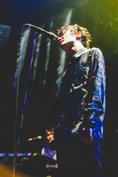 石崎ひゅーい（撮影：鈴木友莉）