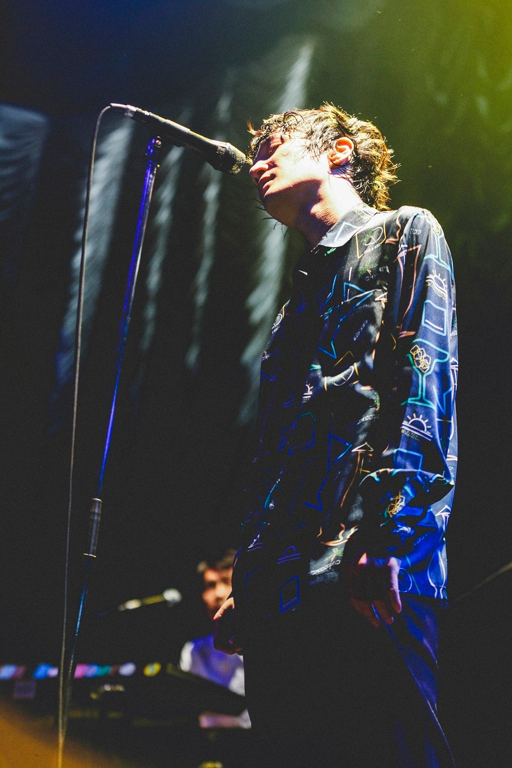 石崎ひゅーい（撮影：鈴木友莉）