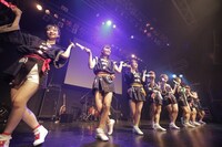 「“LinQの日”直前999円LIVE 2018『私たちがLinQです！アラタメマシテハジメマシテ。』」の様子。（写真提供：ジョブネット）