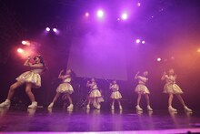 「“LinQの日”直前999円LIVE 2018『私たちがLinQです！アラタメマシテハジメマシテ。』」の様子。（写真提供：ジョブネット）