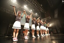 「“LinQの日”直前999円LIVE 2018『私たちがLinQです！アラタメマシテハジメマシテ。』」の様子。（写真提供：ジョブネット）