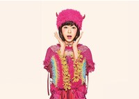 浜辺美波扮するモンジュウロウ。