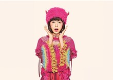 浜辺美波演じるモンジュウロウ。