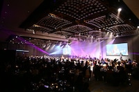 「EVENING WITH YOSHIKI 2018 IN TOKYO JAPAN 6DAYS 5TH YEAR ANNIVERSARY SPECIAL」の様子。