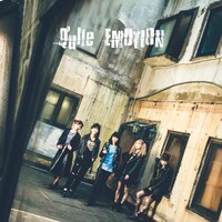 Q'ulle「EMOTION」CD盤ジャケット