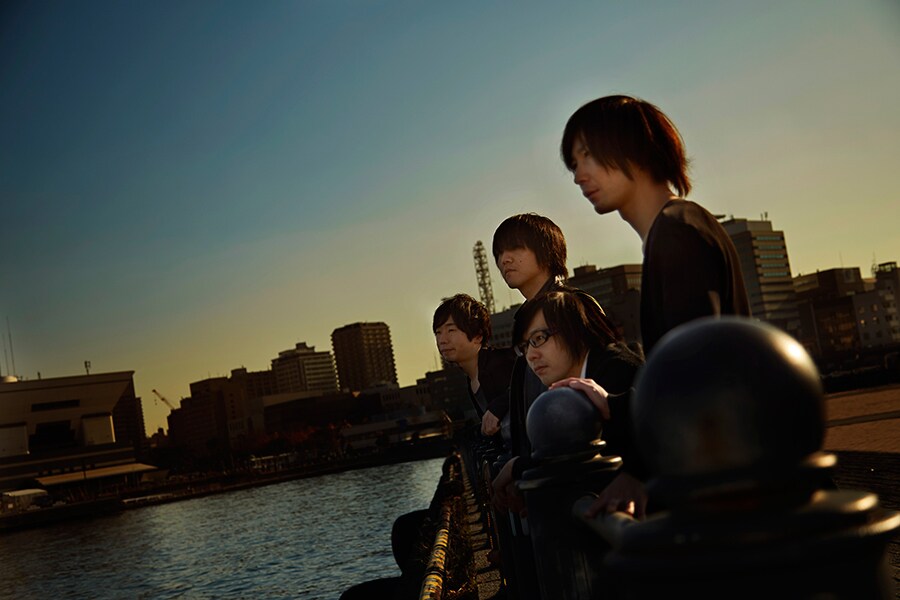 水の中で雨中、初フルアルバムをZEPPET STORE五味誠の新レーベルから