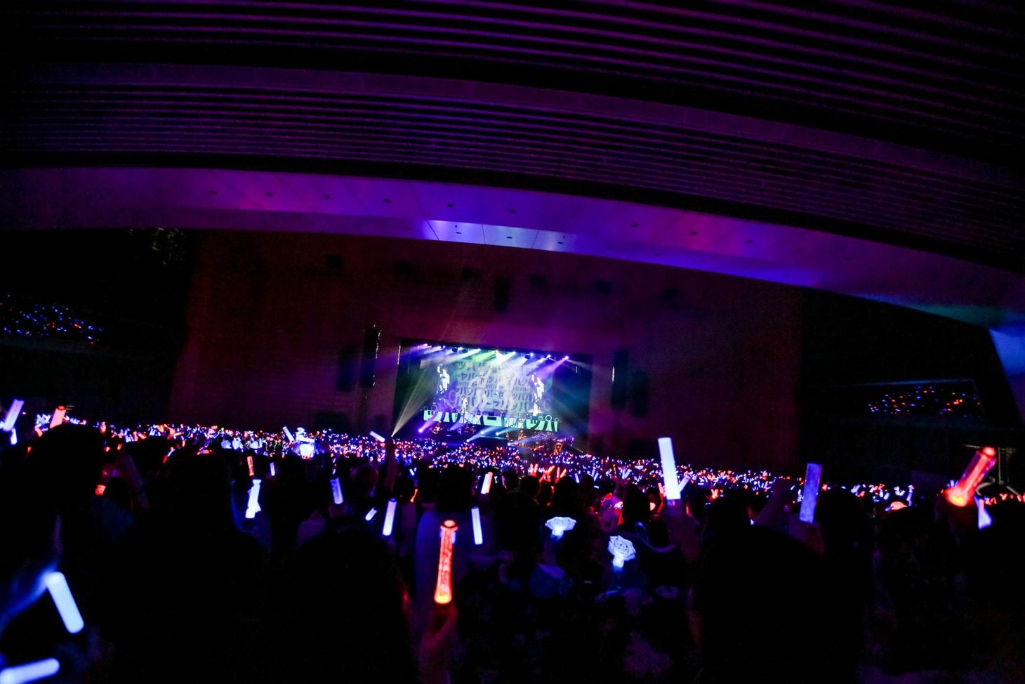 「Stars on Planet -星の王子さまにさよならを-」夜公演の様子。（Photo by Viola Kam［V'z Twinkle］）