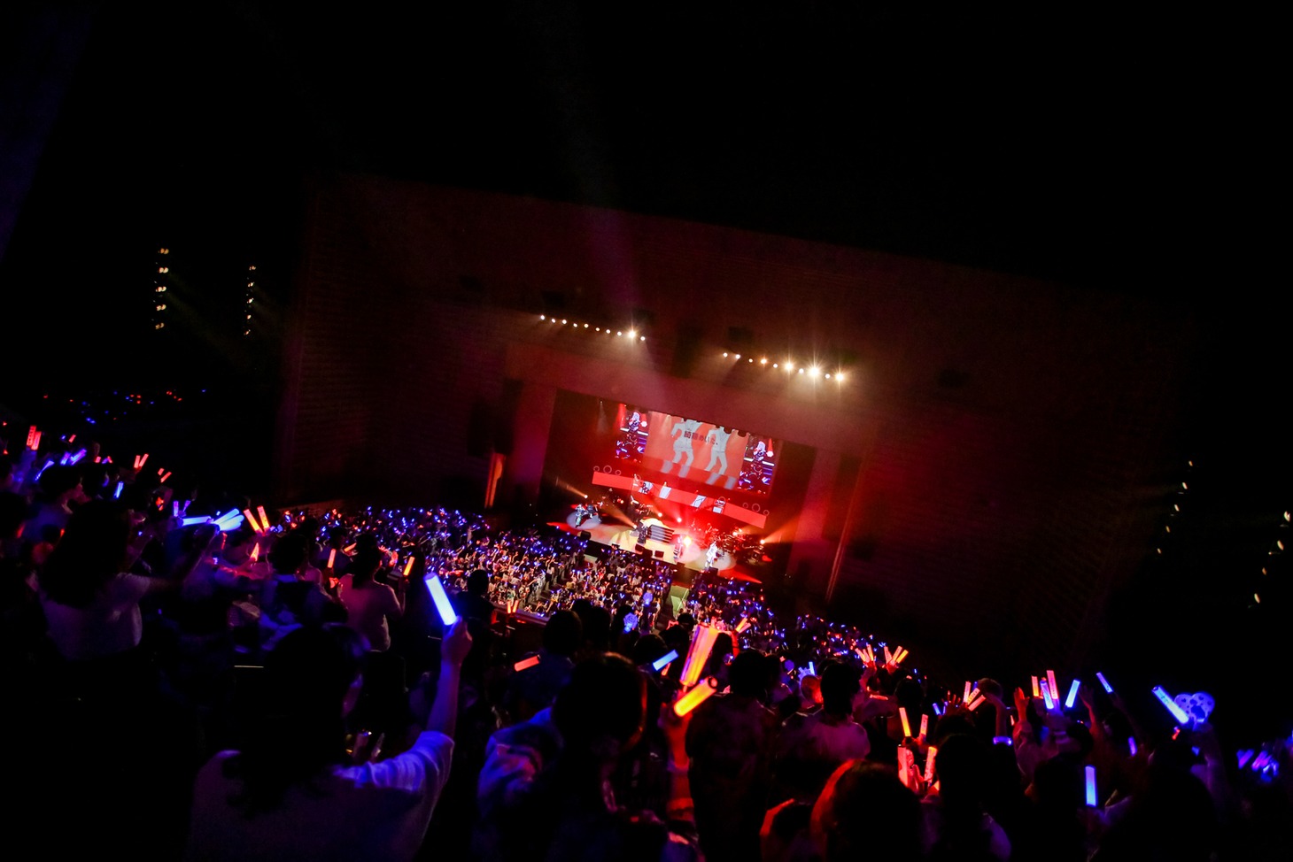 「Stars on Planet -星の王子さまにさよならを-」夜公演の様子。（Photo by Viola Kam［V'z Twinkle］）