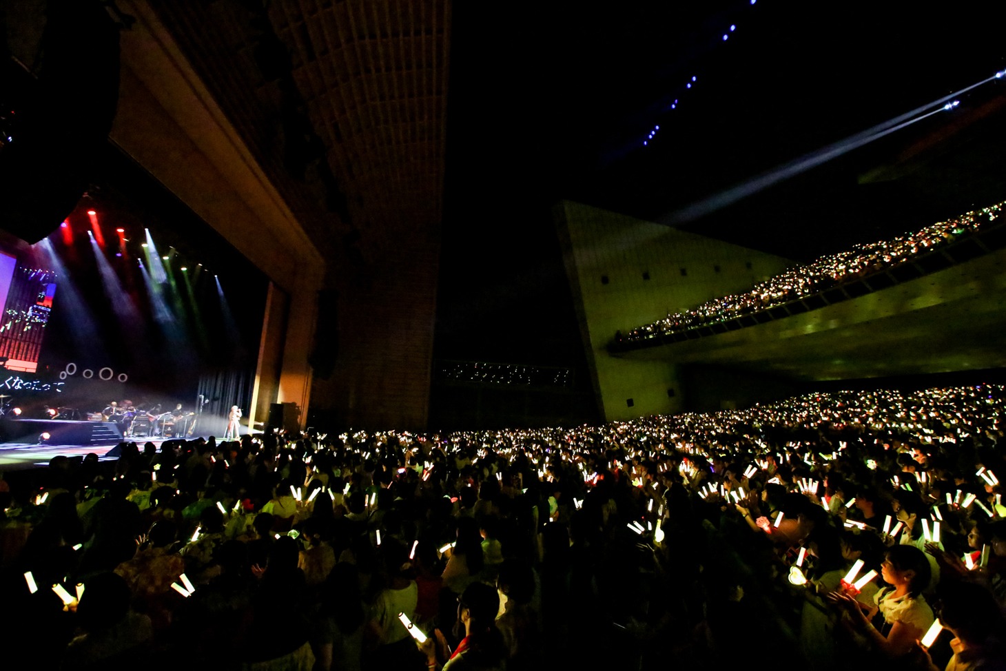 「Stars on Planet -星の王子さまにさよならを-」夜公演の様子。（Photo by Viola Kam［V'z Twinkle］）