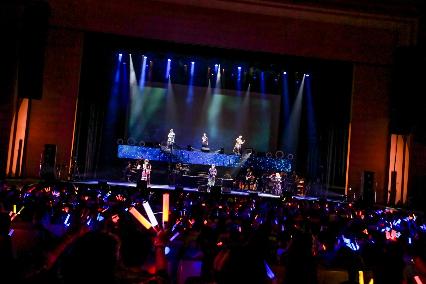 「Stars on Planet -星の王子さまにさよならを-」夜公演の様子。（Photo by Viola Kam［V'z Twinkle］）