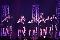 =LOVE「=LOVE デビュー1周年記念プレミアムイベント」の様子。