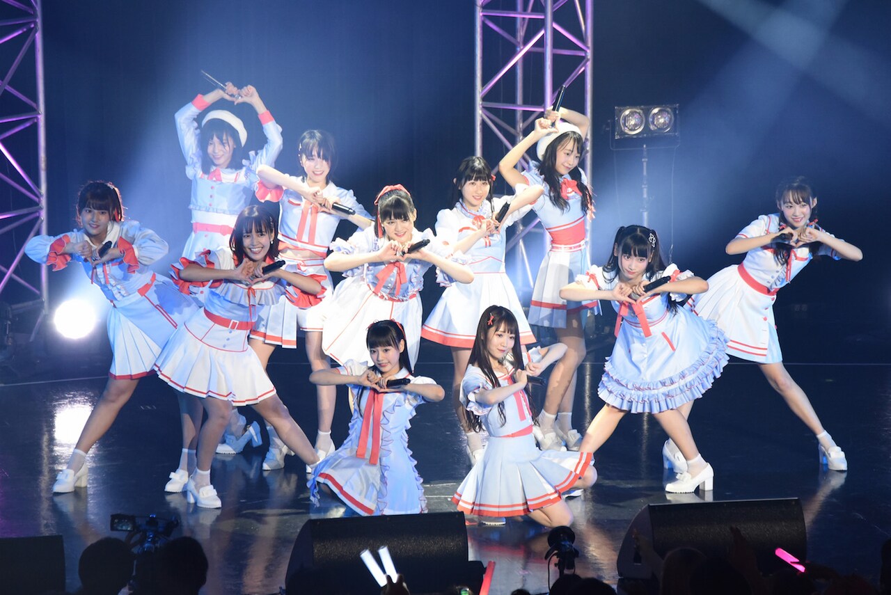 =LOVEデビュー1周年をファンとお祝い「この12人で駆け抜けてきた」