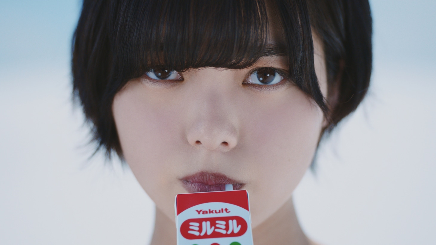 ヤクルト「ミルミル」「ミルミルS」新テレビCMより。