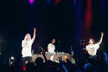 chelmico「真夏のPOW」の様子。（撮影：横山マサト）