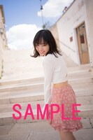 欅坂46・今泉佑唯ソロ写真集「誰も知らない私」紀伊國屋購入者特典ポストカード見本