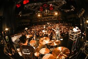 「PRE-AIR JAM SHOW 18」でのHi-STANDARDのライブの様子。（Photo by Teppei Kishida）