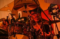 恒岡章（Dr / Hi-STANDARD）（Photo by Teppei Kishida）