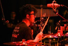 恒岡章（Dr / Hi-STANDARD）（Photo by Teppei Kishida）