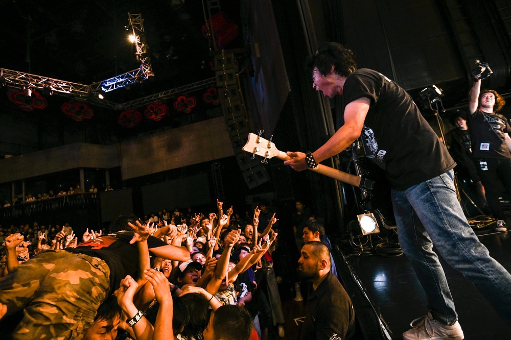 難波章浩（Vo, B / Hi-STANDARD）（Photo by Teppei Kishida）