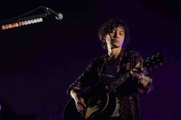 斉藤和義（写真提供：スピードスターレコーズ）