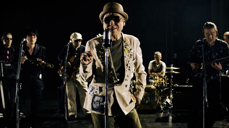 s-ken「ジャックナイフより尖ってる」ミュージックビデオのワンシーン。