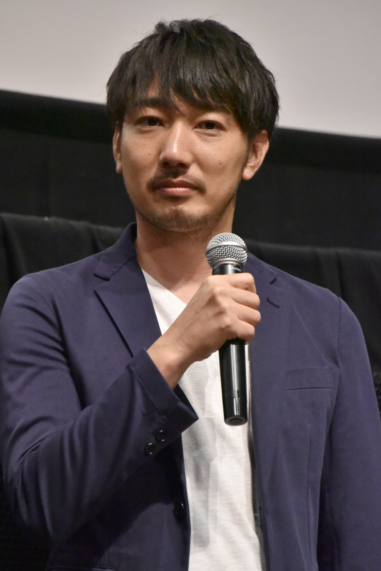 牛嶋新一郎監督