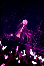 まふまふ（Photo by Takuro Hori［ELENORE］、Kazuya Imada［ELENORE］）