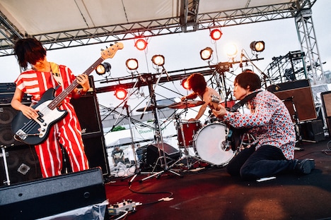 DMBQ（撮影：タイコウクニヨシ）