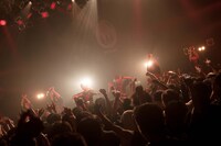 「WAgg the beginning」東京公演第2部よりBiSHのライブの様子。（Photo by JUMPEi YAMADA）